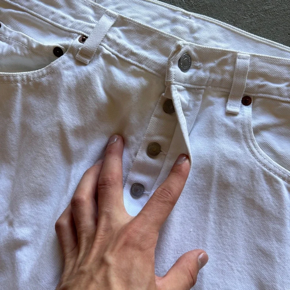 Vintage 90s Levis 501 XX Jeans Size 34x32 White Denim Button Fly Straight Leg